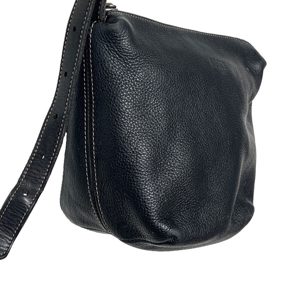 ROOTS Small Crossbody Bag Leather Dark Blue Pebbled Zip Closure - Picture 1 of 7